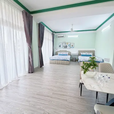 Mini House 365 Holdings - 01 Ly Hong Thanh Hotels near Song Hau Park