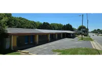 Lion Inn Albemarle by Hotel O Near US 52 - Wifi