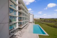 Beachfront Luxury retreat - Beach