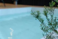 360 Black Cabin-Mountain View & Warm Mineral Pool - مسبح خاص
