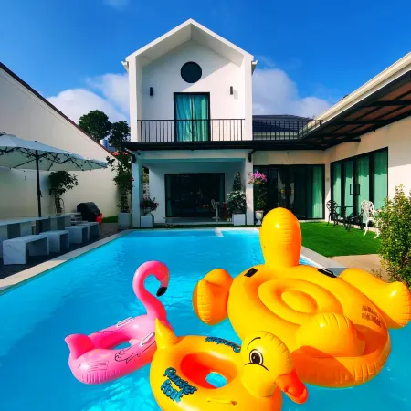 Nanitcha Pool Villa Hatyai