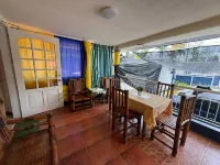 Pecan Pension House near Iloilo International Airport by RedDoorz - Parking