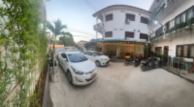 Vang vieng Green Hotel