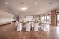 St Ives Lodge & Venue