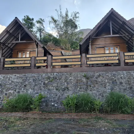 Pondok Roomi Villa Sembalun