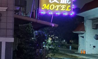 I Travel Motel - II