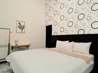 3G House Hotels in Jember