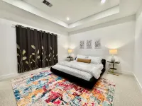 Quiet stylish home close to downtown and airport