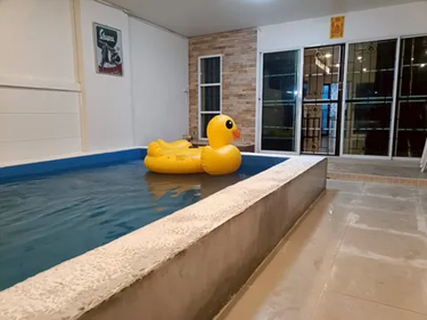 รูปภาพของเอ็นบี บางแสน เฮ้าส์ แอทเคแอล 8 พูลวิลล่า