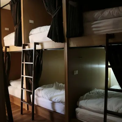 หอมส์ โฮทเทล โรงแรมใกล้สถานีขนส่งภูเก็ต 2