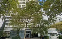 10 min walk to metro, 2 bedrooms, la défense, parking