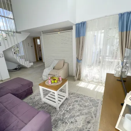 Garden Loft with Pool in Alsancak Kyrenia by HolidayKeys