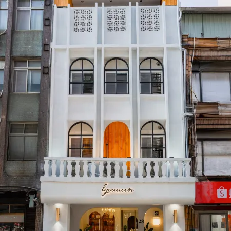 LYU WUN HOTEL Отели рядом с достопримечательностью «Железнодорожная станция Sijiaoting»