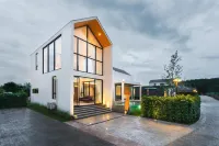 8 Valley KhaoYai