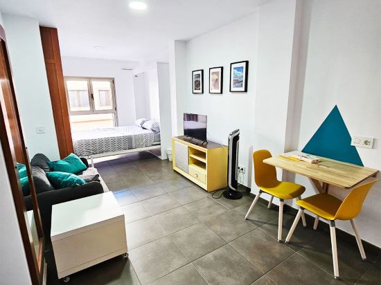 Lala Loft, Las Canteras