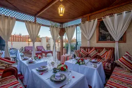 Riad le Nid de Fatima Отели рядом с достопримечательностью «Agafay Marrakech - Activités Quad buggy Chameau et diner spectacle»