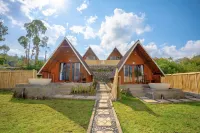 티르타 라하유 캠프 바뚜르 자연온천 주변 호텔