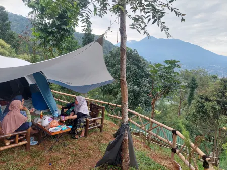 Zoya Hills Отели рядом с достопримечательностью «Camping ground citamiang»