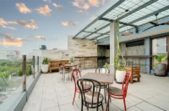 Life Hotel Sidoarjo Hotel di Kecamatan Buduran