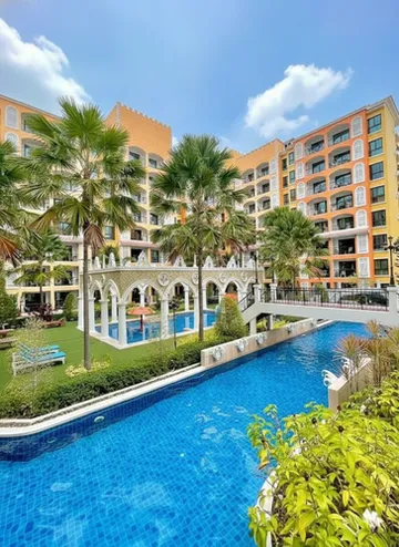 รูปภาพของเดอะ เวเนเชี่ยน ซิกเนเจอร์ คอนโด - หาดจอมเทียน พัทยา (ห้องติดสระว่ายน้ำ)