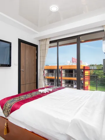 รูปภาพของFamily Apartments at Naiharn Beach (807)