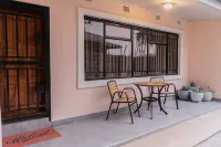 Cozy Stead Ndeke Serviced Apartment, Lusaka -  Ferienwohnungen