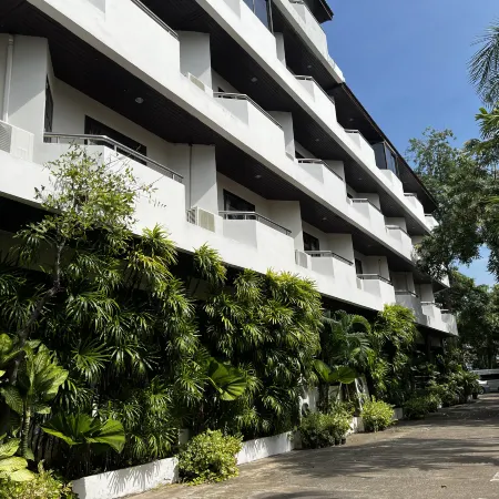 NIPON RESORT