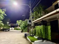 Warisa Grand 4 bedroom villa - Villas