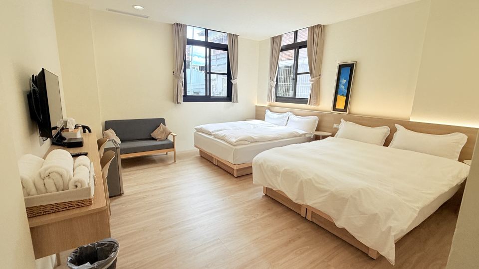 Jain Guo Hotel