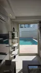Stylish pool-front chalet with private terrace - 2 stjerner