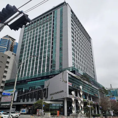 W Residence Hotel Centumcity Отели рядом с достопримечательностью «Район Сентум-Сити»