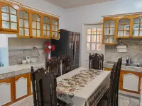 Tropical House Hotels in Las Pinas City