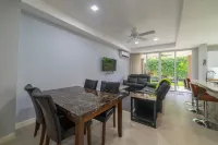 CR Luxury La Estancia Floresta #05 3 Bdrm