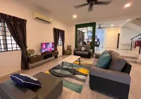 Ipoh 4BR Family Villa｜Spacious Stay for 21 Pax