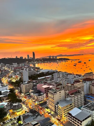 รูปภาพของEdge Central Pattaya