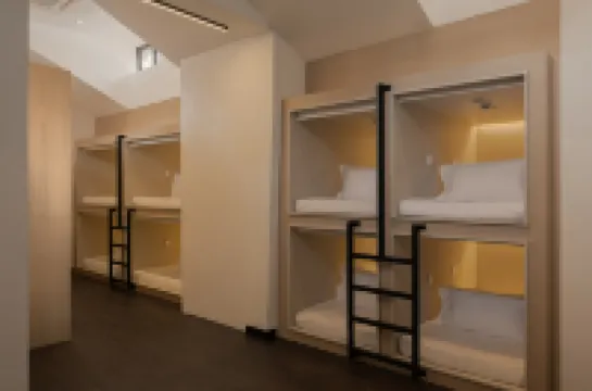 BEAT. 1932 Hostel @ Chinatown