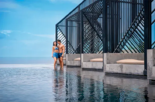 หาดพัทยา · THE Edge  BASEอพาร์ทเมนต์หรูพร้อมสระว่ายน้ำวิวทะเล · ทางเข้าชายหาดโดยตรง