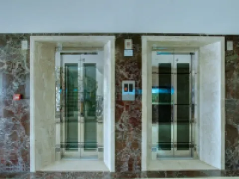 梅里迪安飯店 蒂魯內爾維利住宿飯店