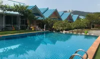 Sangtong Beach Resort