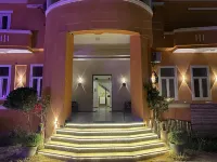 Tutankhamun Pyramids boutique - واي فاي