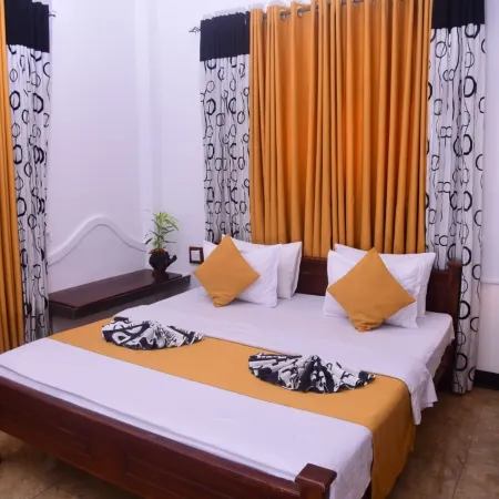 Travel Rest Inn Ella