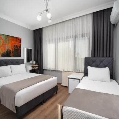 Galley Port Hotel Hotels near Topkapi Palace Museum