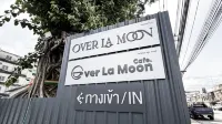 Over La Moon - Frühstück