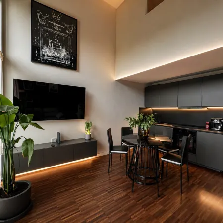 Exclusive Designer Loft with Free Parking