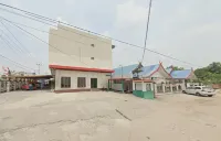 Avicenna Hotel Palangkaraya - parking