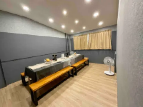 Kaohsiung Good Day 911 Homestay Sleeps 22/KTV