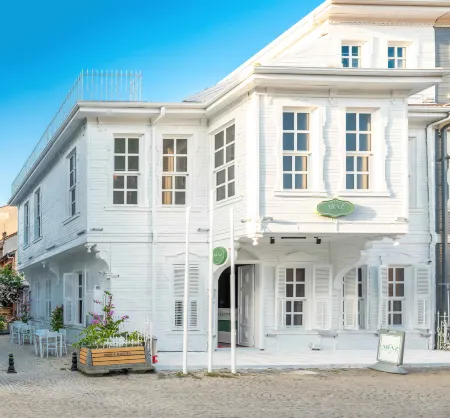 Araz White House Отели рядом с достопримечательностью «Mudanya Yunus Aniti»