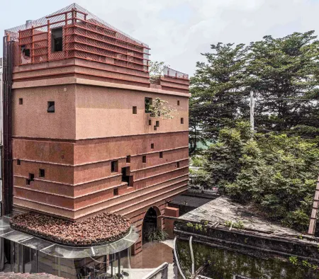 De Hotel Отели рядом с достопримечательностью «Jinxuan Church»