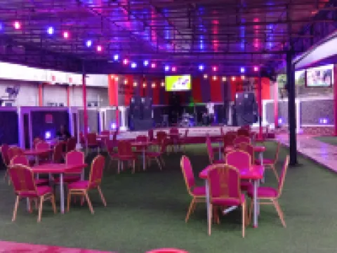 Uptown Life Hotel and Suites Hotels in Warri