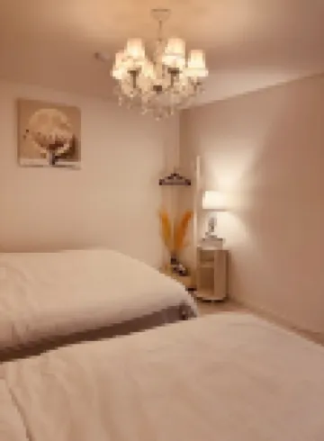 Gwangalli Beach 1 minute/2Rooms/2Queens/Friends. Lovers • Family · Business trip · Long-term stay OK